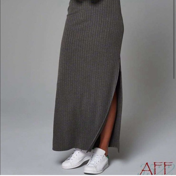 grey ribbed maxi skirt